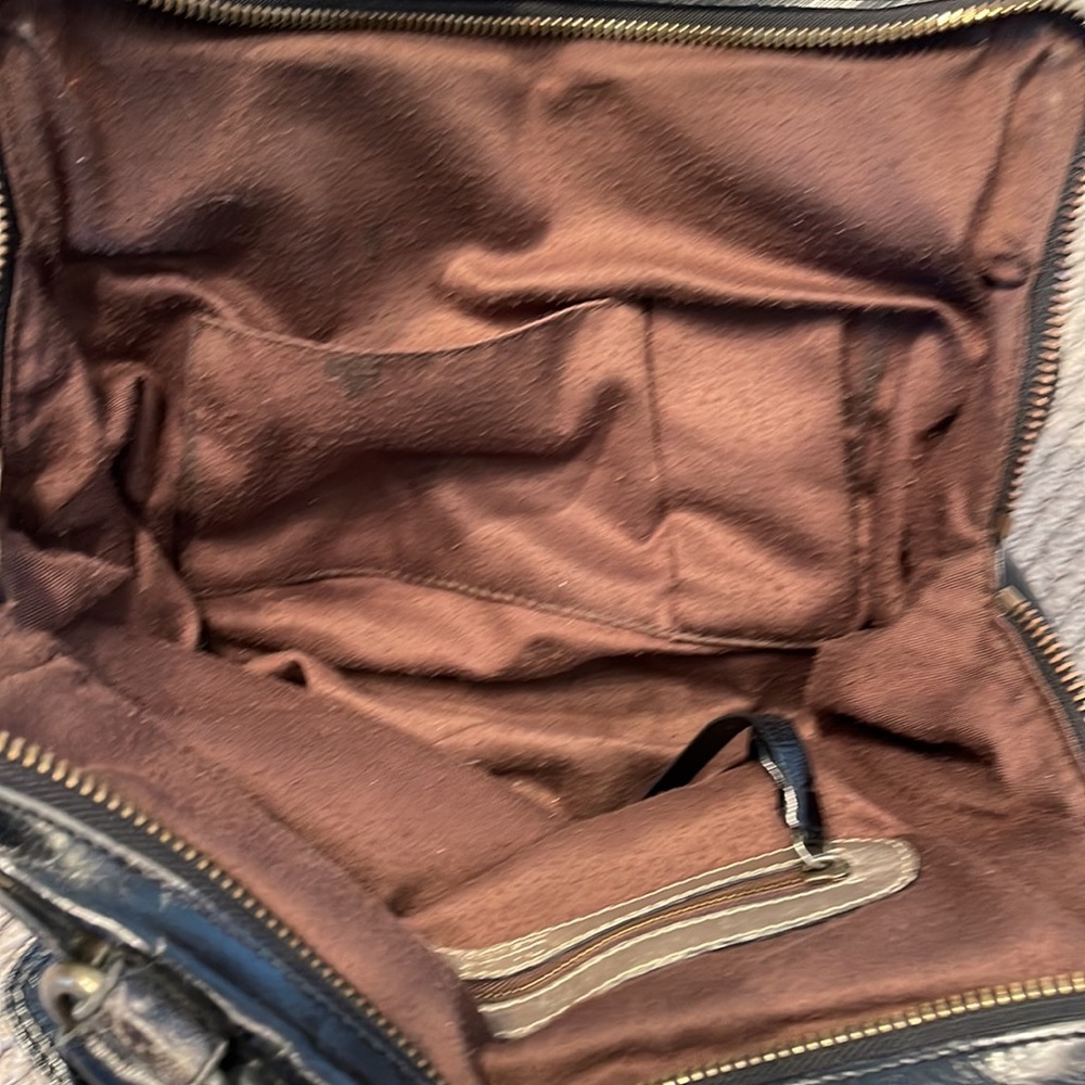Chloe Black Quilted Leather Tote - Picture 12 of 13
